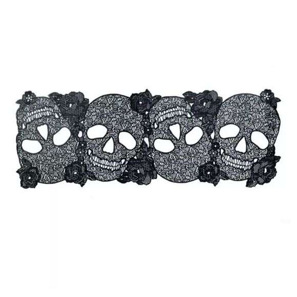 BN Benson Mills Skull Roses Pressed Vinyl Centerpiece, 14" X 18" - Picture 1 of 3